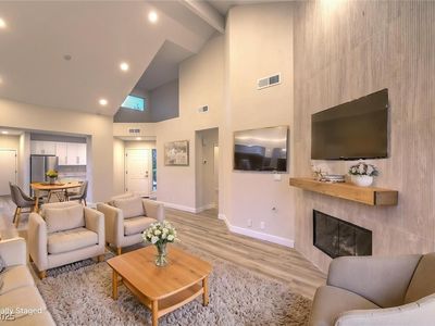 5010 Crooked Stick Way