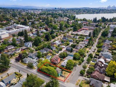 8256 Ashworth Avenue N