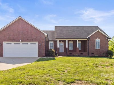 2411 Carriage Ln
