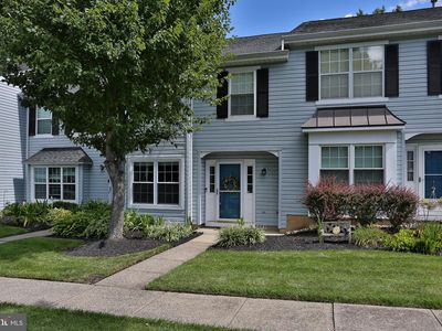 604 Lindsley Ct
