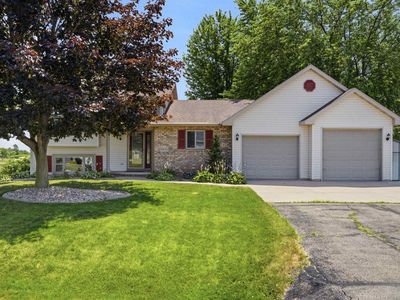 W6741 Lydia Ln