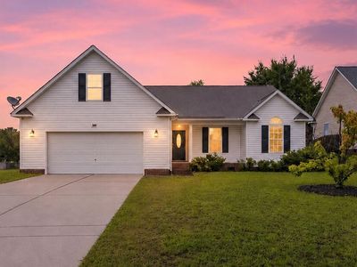 Property at 1466 Thoroughbred Trl, Parkton, NC