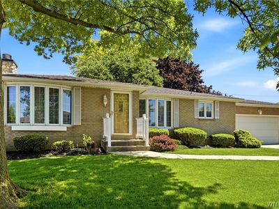 17 Delphi Dr