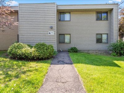 11 Hawthorne Circle