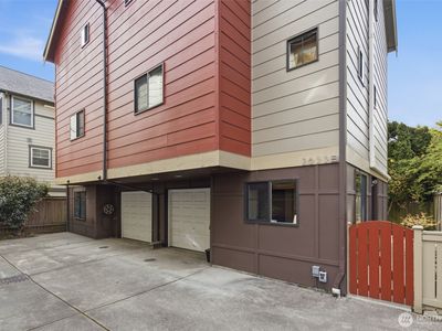 2633 NW 58th Street #B