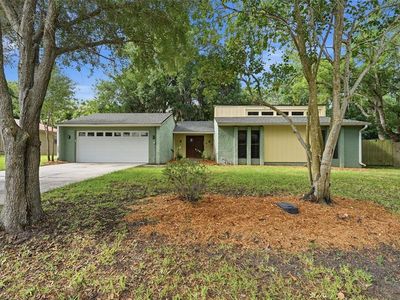 1211 Fairfax S