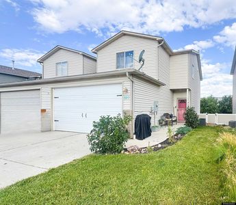 Property at 820 Blue Sage Way, Rock Springs, WY