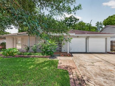 11443 Newbrook Dr