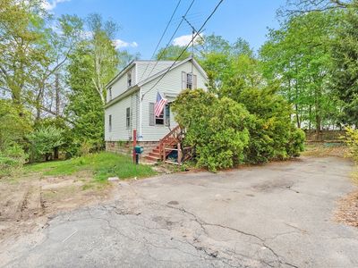 13 Riverbank Rd