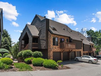 5168 Hollow Wood Ct Unit D