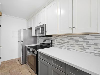 5497 Spinnaker Dr #2