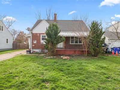 Property at 382 Windermere Blvd, Amherst, NY