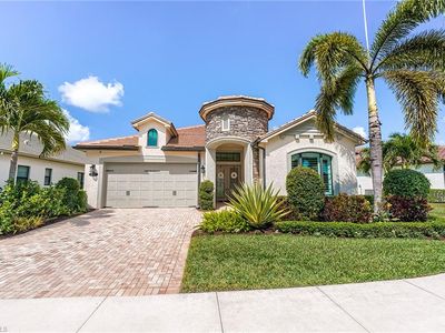 9327 Woodhurst DR