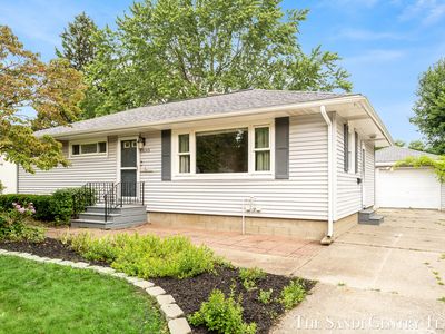Property at 1015 Taylor Ave, Grand Haven, MI