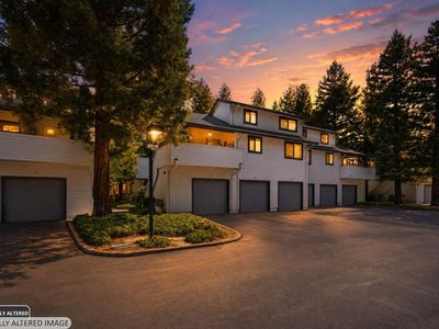 78 Village Parkway