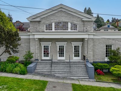 1151 Harrison Ave