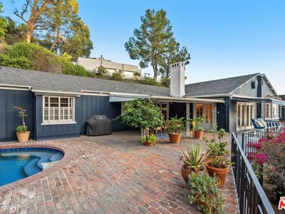 2109 Castilian Dr