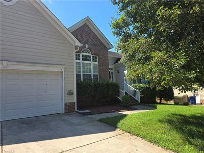 5410 Stone Crossing Dr