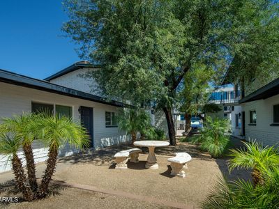 1934 E Fairmount Ave