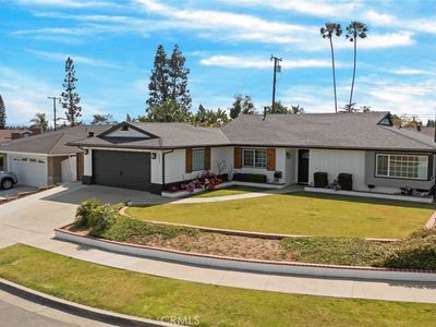 5681 Casa Loma Ave