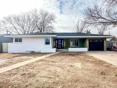 6 Mayhew Dr