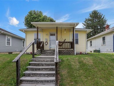 Property at 95 S Pembroke Ave, Zanesville, OH