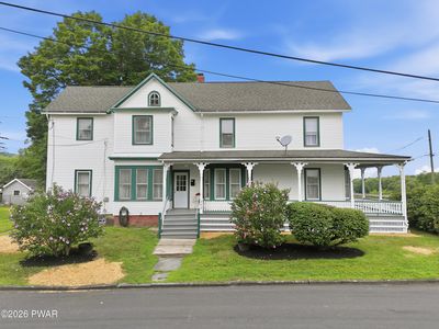 200 Delaware Dr
