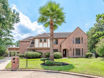 8019 Beaufort Dr