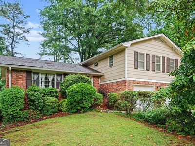 1252 Sheppard Dr