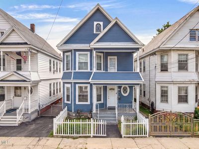 928 Delamont Avenue