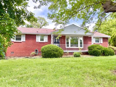 202 Charlemagne Blvd