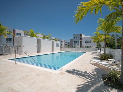 19380 NE 26th Ave #304