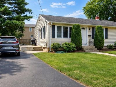 36 Rosemont Ave