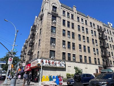 136-05 Sanford Ave #4A