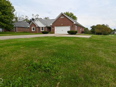 Property at 7920 Hadley St, Coatesville, IN