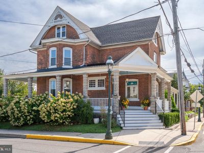 304 Main St