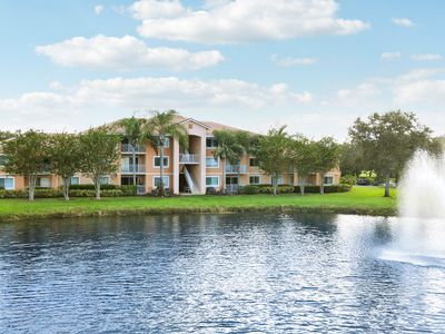121 SW Palm Drive #104