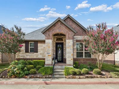 5125 Kentwood Dr