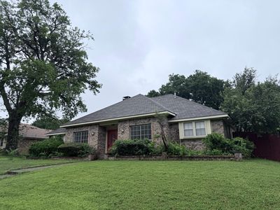 2738 Belmeade Dr