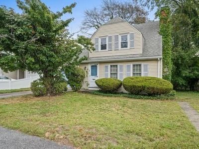 33 French Ave