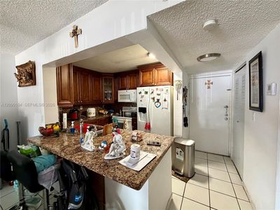 5201 NW 7th St APT 104