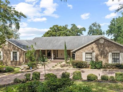 1111 Audubon Way