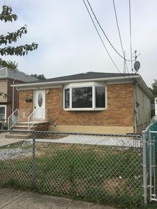 366 Grandview Ave