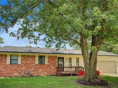 706 Lake Sequoyah Dr