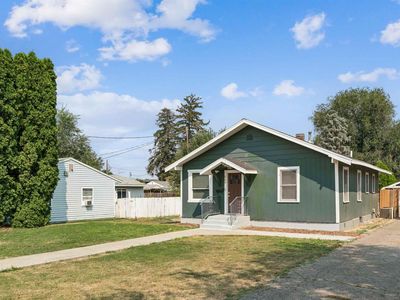 220 Lone Star Rd