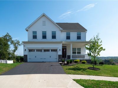 Property at 504 Blake Dr, Zelienople, PA