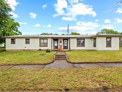 64 Pershing Dr #A & B