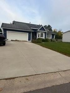 11209 Utah Ave N