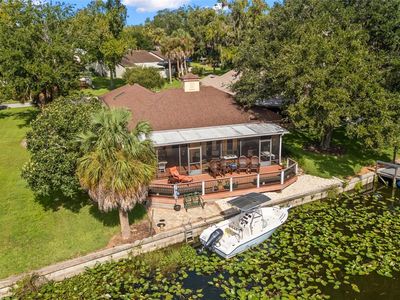 814 PALM HARBOR COURT