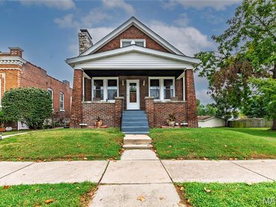 613 Waller Ave